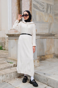 Oversize Boğazlı Triko Elbise Bej