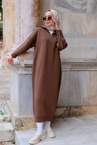 Oversize Boğazlı Triko Elbise Kahverengi