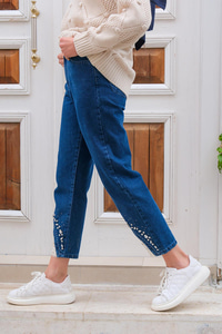Paçası Dantel Detaylı Boru Paça Pantolon Koyu Mavi