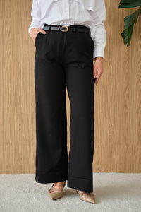 Paçası Katlama Detay Kemerli Pantolon Siyah