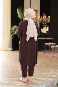 Paçası Lastik Detaylı Takım Kahverengi