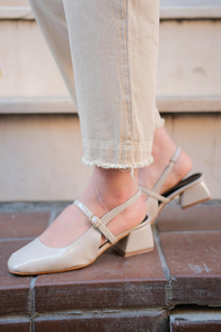 Paçası Parçalı Ham Pantolon Krem