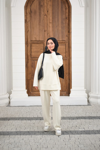 Pantolonlu Takım Beyaz