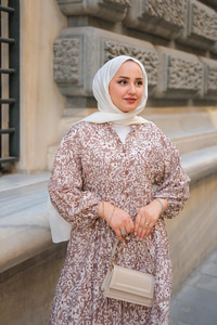 Papatya Desenli Elbise Açık Kahve