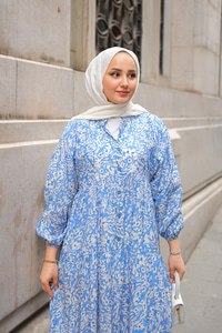 Papatya Desenli Elbise Mavi