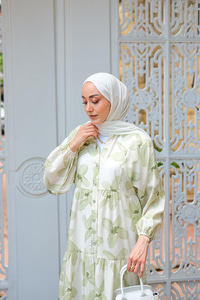 Papatya Desenli Elbise Yeşil