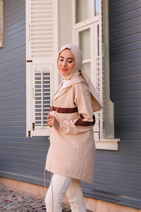 Paraşüt Detaylı Kapüşonlu Hırka Krem