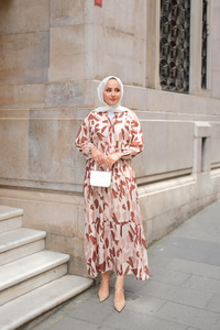 Parça Desenli Elbise Kahverengi