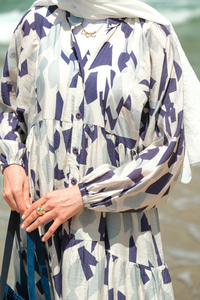 Parça Desenli Elbise Mavi