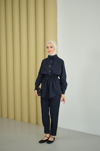 Parça Detaylı Beli Tünelli Takım Lacivert