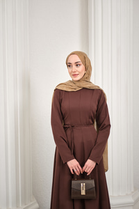 Parçalı Bel Bağlamalı Elbise Kahverengi