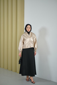 Parlak Rugan Kısa Ceket Bej