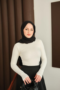 Parmak Geçirmeli Body Beyaz