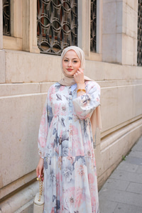 Pastel Gül Desenli Elbise Gri