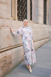 Pastel Gül Desenli Elbise Gri