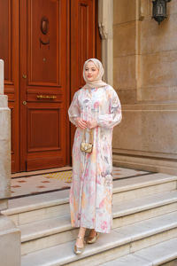 Pastel Gül Desenli Elbise Pudra