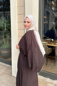 Pelerin Detay Çizgili Elbise Kahverengi