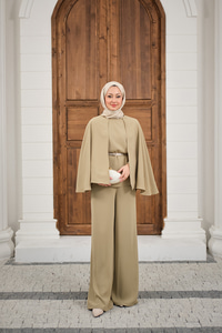 Pelerin Kol Arkası Fermuarlı Kemer Detay Takım Küf Yeşil