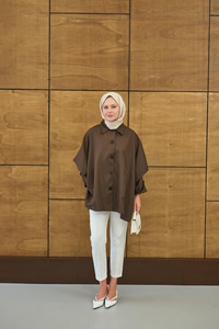 Pelerin Kol Kısa Trenç Kahverengi