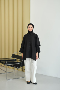 Pelerin Kol Kısa Trenç Siyah