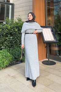 Pelerin Yaka Elbise Gri