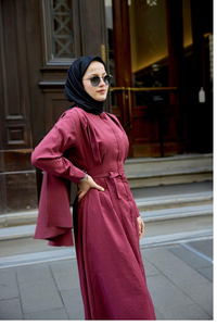 Pelerinli Elbise Bordo