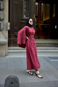 Pelerinli Elbise Bordo