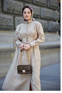 Pelerinli Elbise Krem