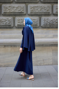 Pelerinli Elbise Lacivert