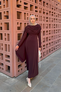 Pelerinli Julia Elbise Kahverengi