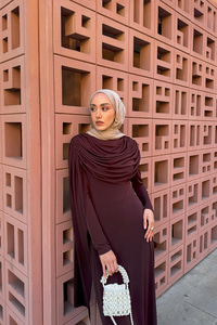 Pelerinli Julia Elbise Kahverengi