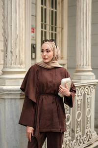 Pelerinli Modal Takım Kahverengi