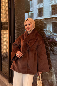 Peluş Detay Şallı Ceket Kahverengi
