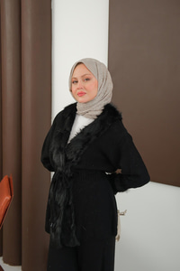 Peluş Detay Triko Takım Siyah