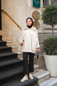 Peluş Yaka Ceket Krem