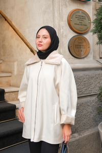 Peluş Yaka Ceket Krem