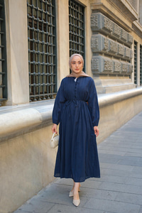 Pile Detay Bel Bağlamalı Elbise Lacivert