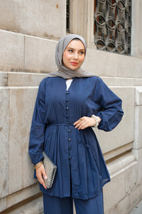 Pile Detay Düğmeli Takım Lacivert