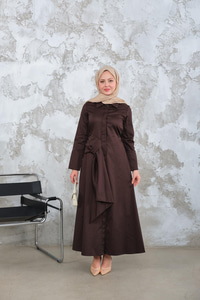 Pile Detay Elbise Kahverengi