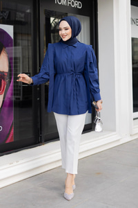 Pile Detay Önü Gizli Düğmeli Gömlek Lacivert