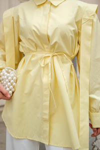 Pile Detay Önü Gizli Düğmeli Gömlek  Sarı