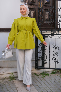 Pile Detay Önü Gizli Düğmeli Gömlek Yağ Yeşil