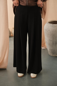 Pile Detay Pantolon Siyah