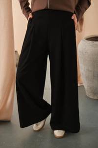 Pile Detay Pantolon Siyah