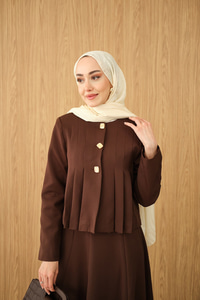 Pile Detaylı Gold Düğme Detay Etekli Takım Kahverengi