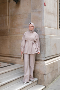 Pile Detaylı Kuşaklı İkili Takım  Pudra