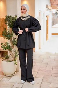 Pile Detaylı Kuşaklı İkili Takım Siyah
