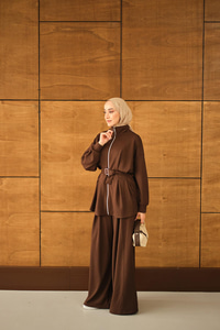 Pile Detaylı Tokalı Takım Kahverengi