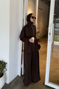 Pile Detaylı Tokalı Takım Kahverengi