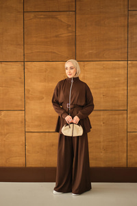 Pile Detaylı Tokalı Takım Kahverengi